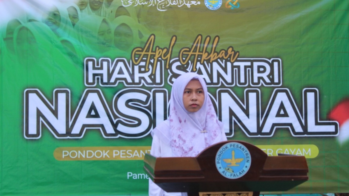Khidmat Peringati Hari Santri Nasional 2026: Pondok Pesantren Al Falah Putri Gelar Apel hingga Istigasah di Makbarah